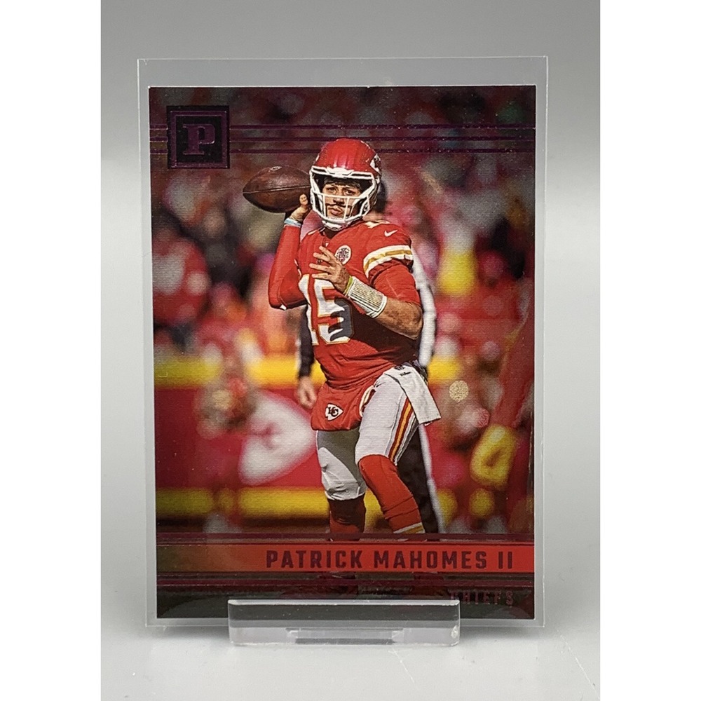 Patrick Mahomes‎ II 2022 Chronicles Panini Football Pink #PA-32 -KC Chiefs